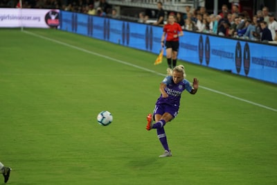 يوميات موظف في شركةعندما يكون الكافيين هو المدير الحقيقي